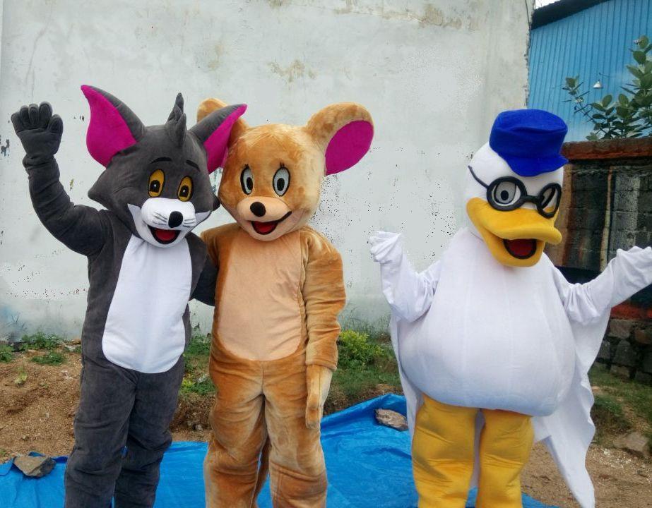 fur costumes manufacturer