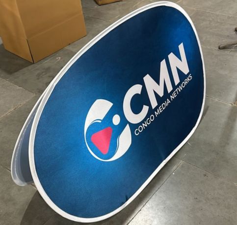 flags and tables inflatables